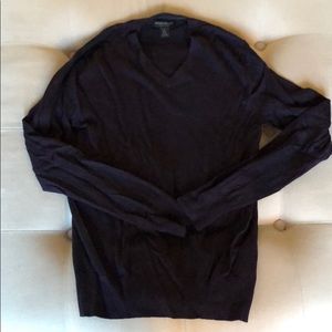Banana republic Men’s v-neck silk blend sweater